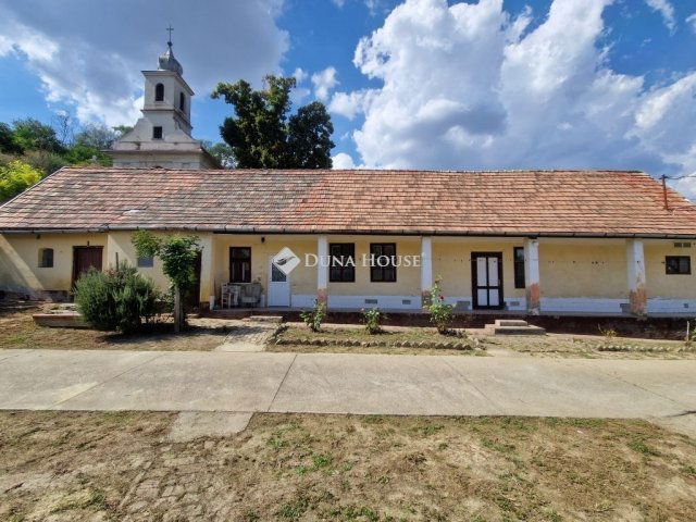 Eladó családi ház, Harcon 14.99 M Ft, 3 szobás