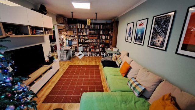 Eladó panellakás, Budapesten, XVII. kerületben, Újlak utcában