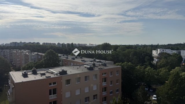 Eladó panellakás, Szombathelyen 31.9 M Ft, 1 szobás