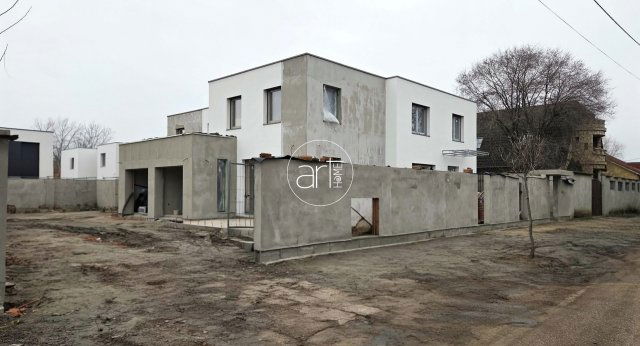 Eladó ikerház, Szegeden 142 M Ft, 5 szobás / költözzbe.hu