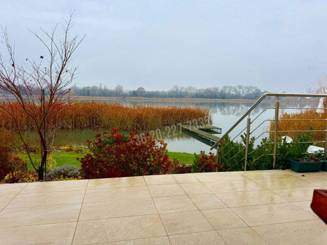 Eladó családi ház, Áporkán 395 M Ft, 3 szobás