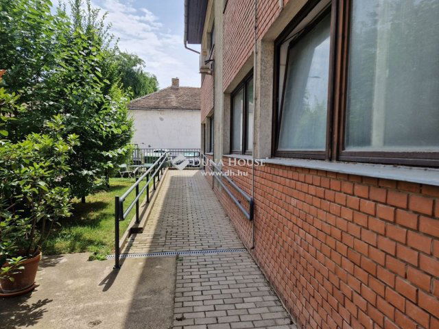 Kiadó iroda, Kecskeméten 1200 E Ft / hó / költözzbe.hu