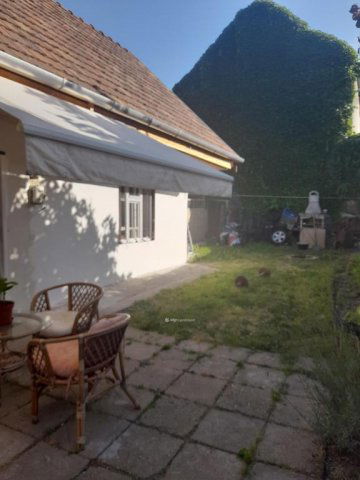 Eladó családi ház, Budakalászon 87.9 M Ft, 4 szobás