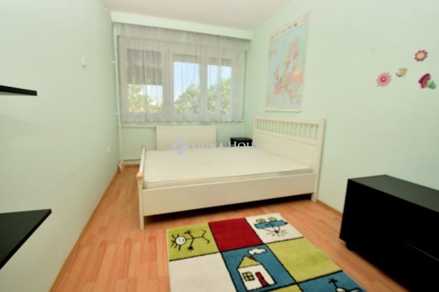 Kiadó téglalakás, albérlet, Gyöngyösön 130 E Ft / hó