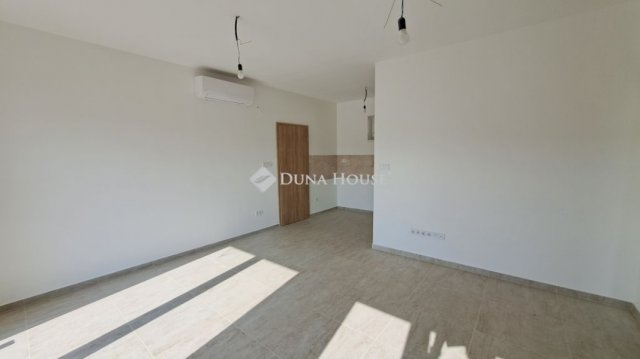 Eladó ikerház, Vasadon 95 M Ft, 4 szobás / költözzbe.hu