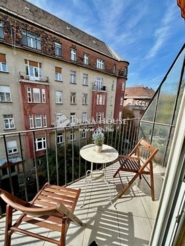 Eladó téglalakás, Budapesten, II. kerületben 77.5 M Ft, 1 szobás