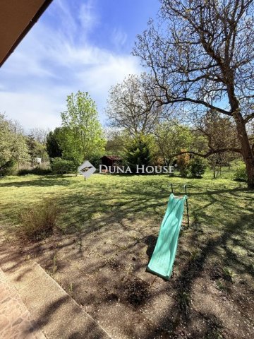 Eladó nyaraló, Balatonkenesén 94.9 M Ft, 5 szobás