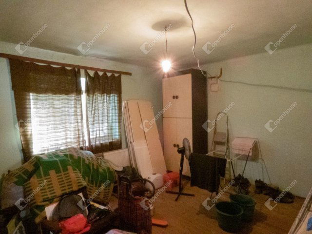 Eladó családi ház, Csörnyeföldön 36 M Ft, 4 szobás