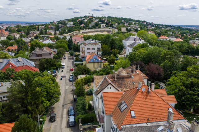 Eladó családi ház, Budapesten, XI. kerületben, Otthon utcában