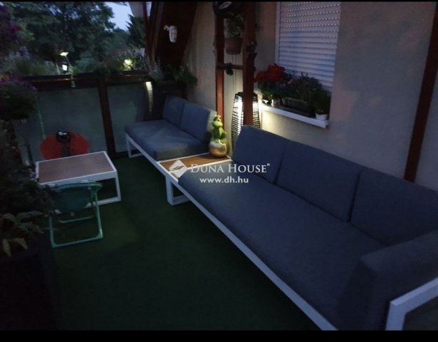 Eladó családi ház, Gyömrőn 189 M Ft, 16 szobás