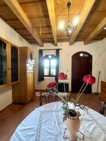 Eladó családi ház, Nemesszalókon 275 M Ft, 4 szobás