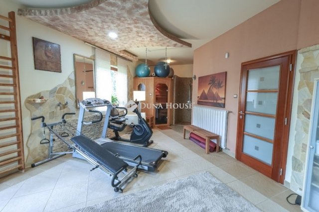 Kiadó családi ház, albérlet, Budapesten, XVIII. kerületben