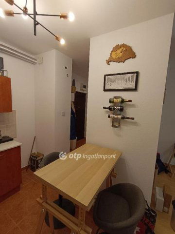 Eladó téglalakás, Budapesten, X. kerületben 72.5 M Ft, 2 szobás