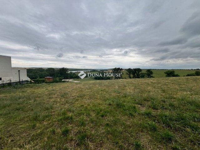Eladó telek, Biatorbágyon, Kamilla utcában 119.9 M Ft