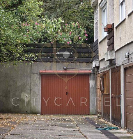 Kiadó garázs, Budapesten, II. kerületben, Tárogató úton