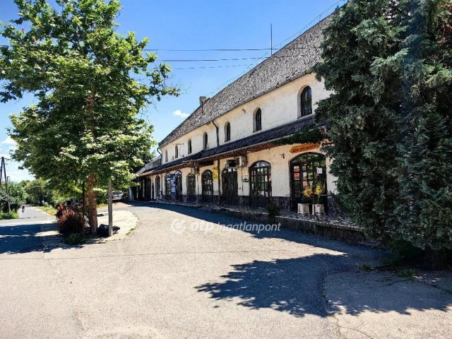 Eladó üzlethelyiség, Kenderesen 75 M Ft / költözzbe.hu