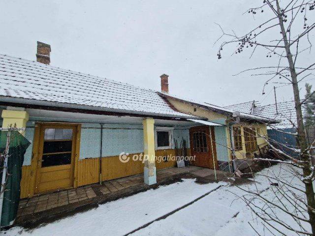 Eladó családi ház, Jászberényben 26.9 M Ft, 2+1 szobás