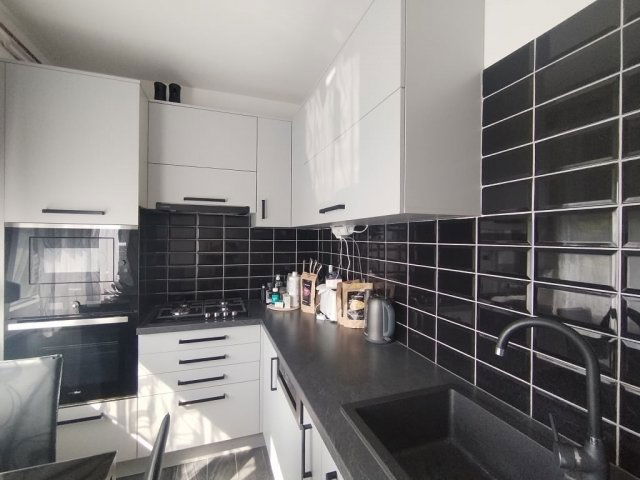 Eladó panellakás, Szegeden 45.9 M Ft, 2 szobás