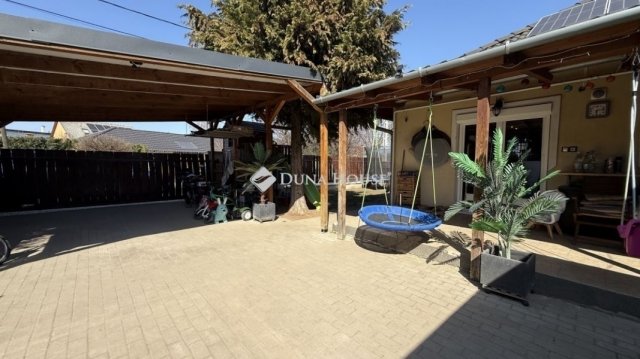 Eladó téglalakás, Gyömrőn 92 M Ft, 4 szobás