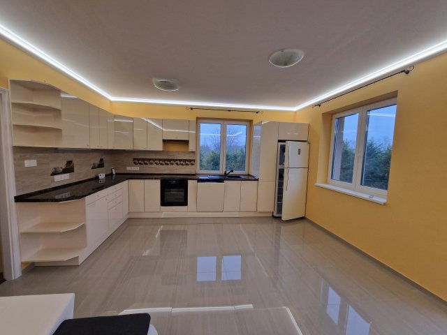 Eladó családi ház, Halásztelken 154 M Ft, 4 szobás