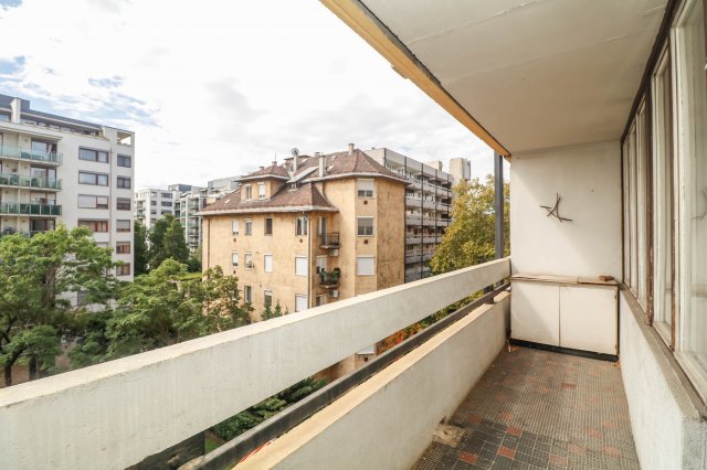 Eladó téglalakás, XIII. kerületben, Visegrádi utcában