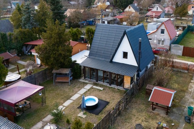 Eladó családi ház, Oroszlányban 36.5 M Ft, 3 szobás