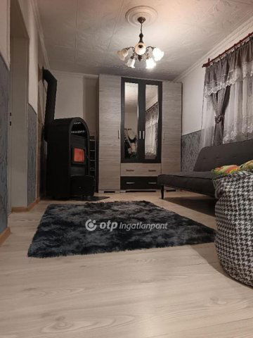 Eladó családi ház, Nádudvaron 9.8 M Ft, 1+1 szobás