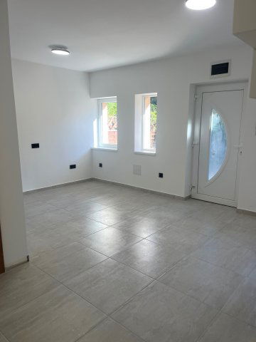 Eladó téglalakás, Budapesten, III. kerületben 69.9 M Ft