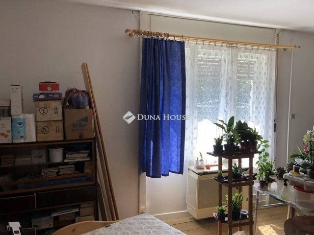 Eladó családi ház, Sárbogárdon 21.9 M Ft, 2 szobás