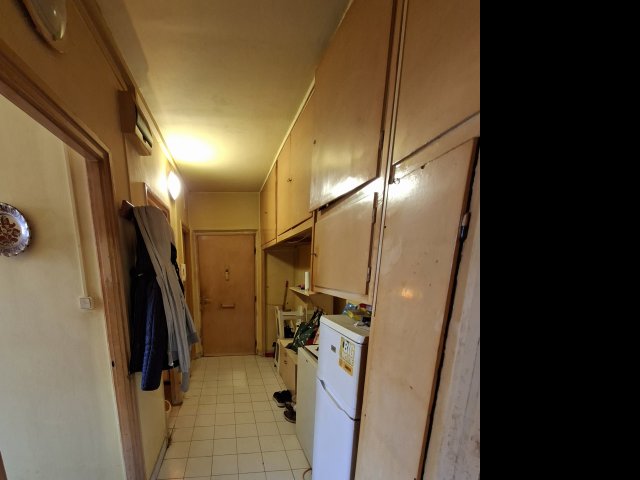 Eladó panellakás, Pécsett 40 M Ft, 2 szobás