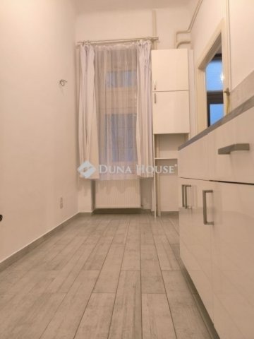 Eladó téglalakás, Budapesten, IX. kerületben 90 M Ft, 2 szobás