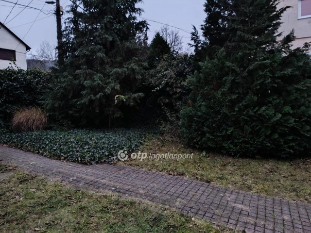 Eladó téglalakás, Solymáron 109 M Ft, 3 szobás