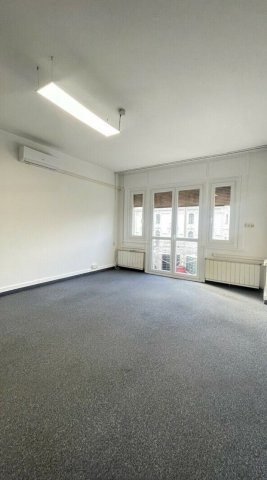 Kiadó téglalakás, albérlet, VI. kerületben, Bajcsy-Zsilinszky úton