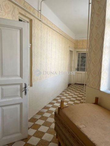 Eladó családi ház, Poroszlón 27.5 M Ft, 3 szobás