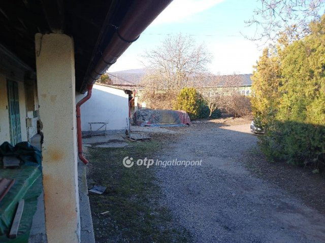 Eladó ipari ingatlan, Abasáron 120 M Ft / költözzbe.hu