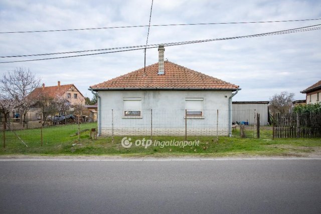 Eladó családi ház, Albertirsán 49.9 M Ft, 2 szobás