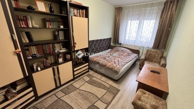 Eladó panellakás, Budapesten, XV. kerületben 71 M Ft, 4 szobás