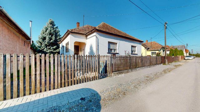 Eladó családi ház, Múcsonyban 16.5 M Ft, 3 szobás