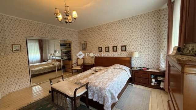 Eladó ikerház, Budapesten, XIX. kerületben 289 M Ft, 7 szobás