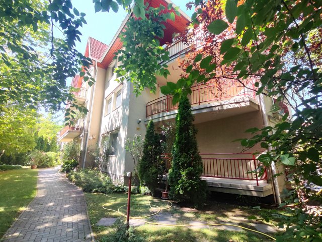 Kiadó téglalakás, albérlet, Debrecenben, Komlóssy úton