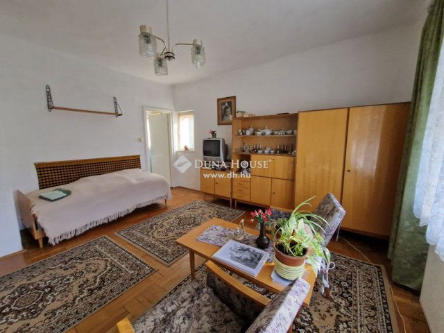 Eladó családi ház, Orfűn 99.5 M Ft, 4 szobás