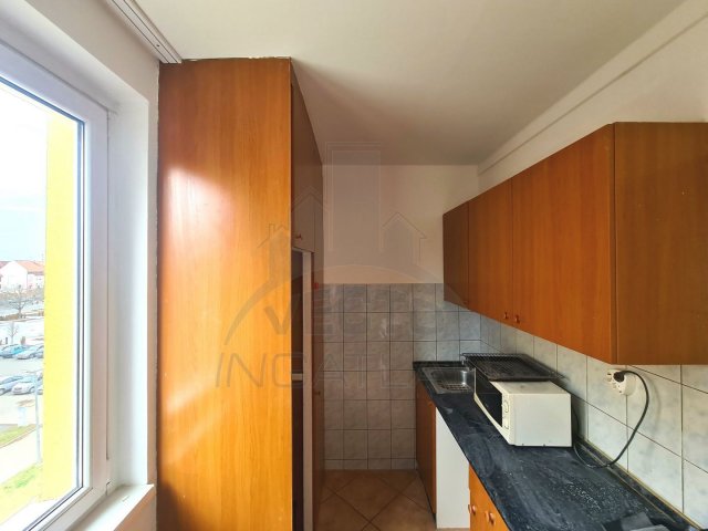 Kiadó panellakás, albérlet, Szombathelyen 160 E Ft / hó