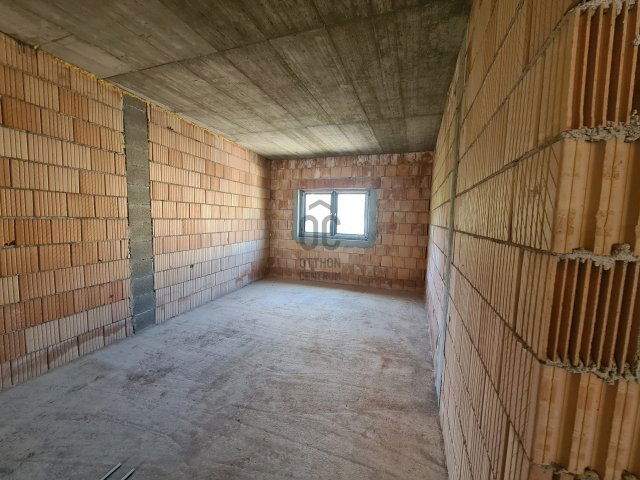 Eladó téglalakás, Zalaegerszegen 93 M Ft, 3 szobás
