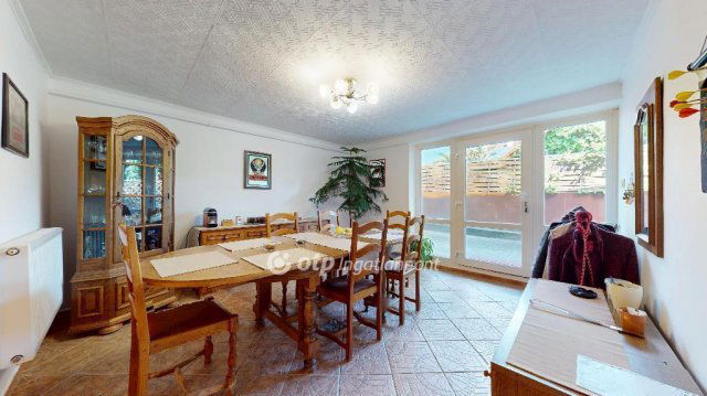 Eladó családi ház, Miskolcon 149 M Ft, 6 szobás