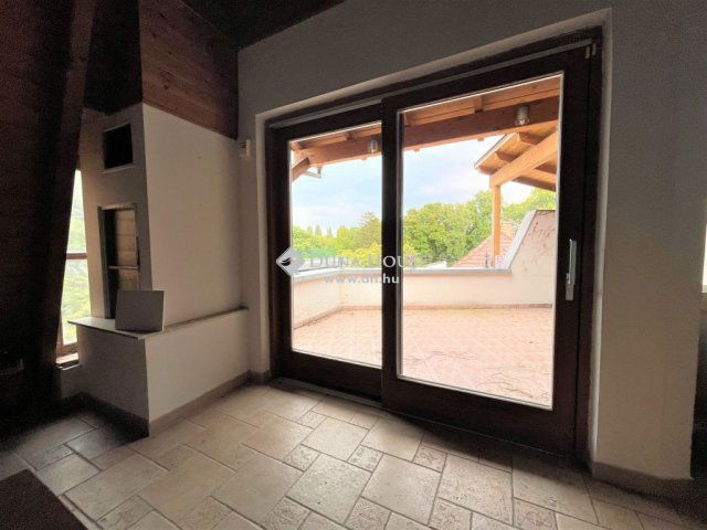 Eladó üzlethelyiség, Szentendrén 170 M Ft / költözzbe.hu