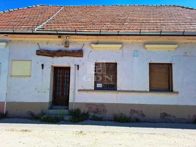 Eladó sorház, Tökölön 42 M Ft, 1 szobás / költözzbe.hu