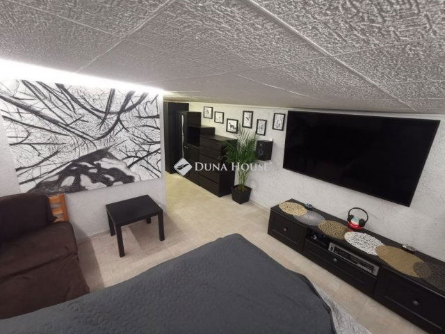 Eladó családi ház, Érden 118.9 M Ft, 3 szobás