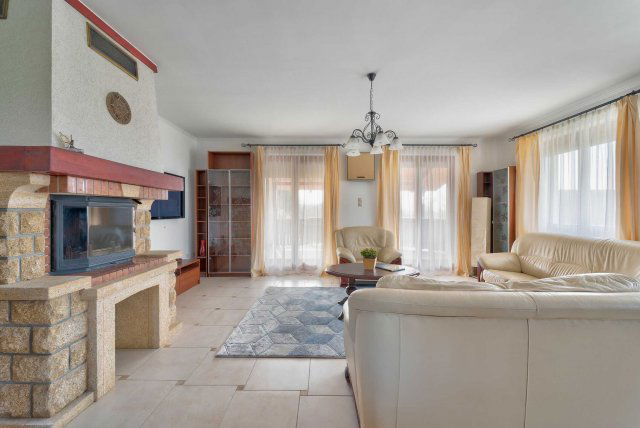 Eladó családi ház, Pátyon 160 M Ft, 6 szobás