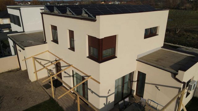 Eladó ikerház, Nyíregyházán 95.9 M Ft, 4 szobás