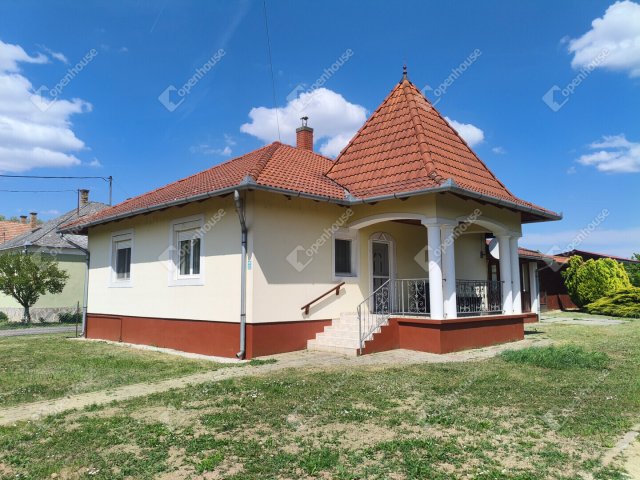 Eladó családi ház, Zalaszentlászlón 69.9 M Ft, 3 szobás